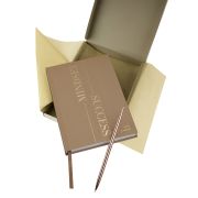 Ежедневник недатированный А5, 136л., 7БЦ, BG «Mindset. Caramel», отд. фольгой 3D, soft touch, в подарочной коробке